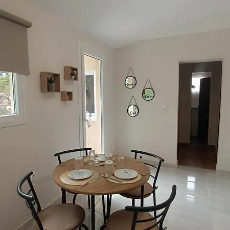 Holiday home Zois 2 *